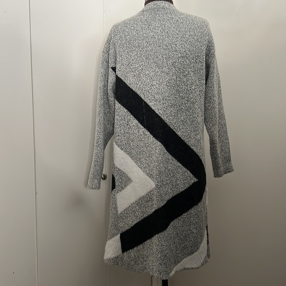 Heather Grey Black and White Fluffy Mid Length Sweater Cardigan - Picture 4 of 5